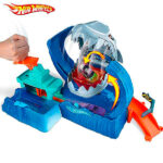 Игровой набор Hot Wheels Ледяная акула