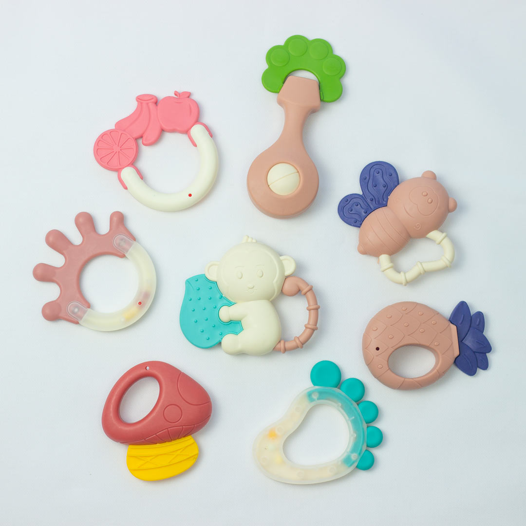 f3ccdd27d2000e3f9255a7e3e2c48800_071722123836.jpeg Набор погремушек Soft rattle 8 шт — изображение 1