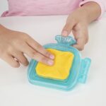 Игровой набор Hasbro Play-Doh Сырный сэндвич (E7623) — изображение 6