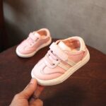 Кроссовки 2 боковые полоски